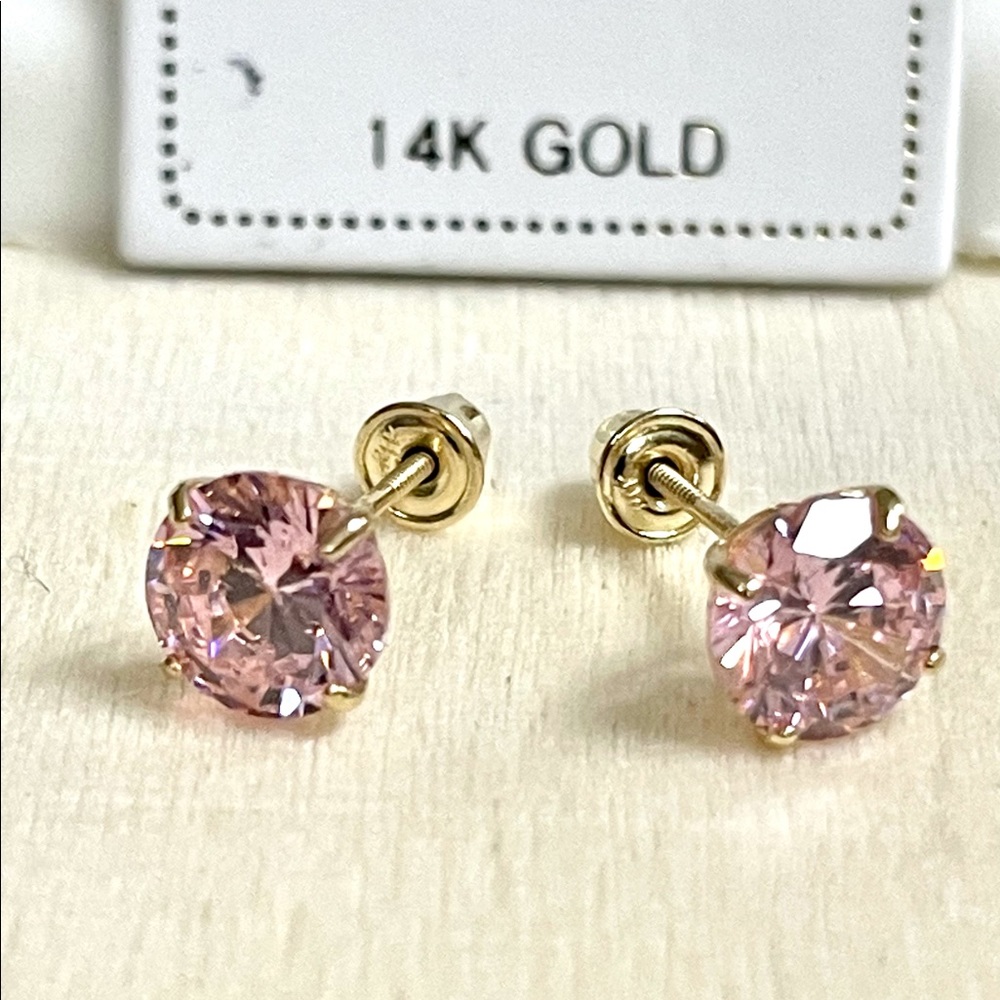 14 Karat Solid Yellow Gold Yellow Topaz 6x6 mm  Cz  Stud Earring
100%